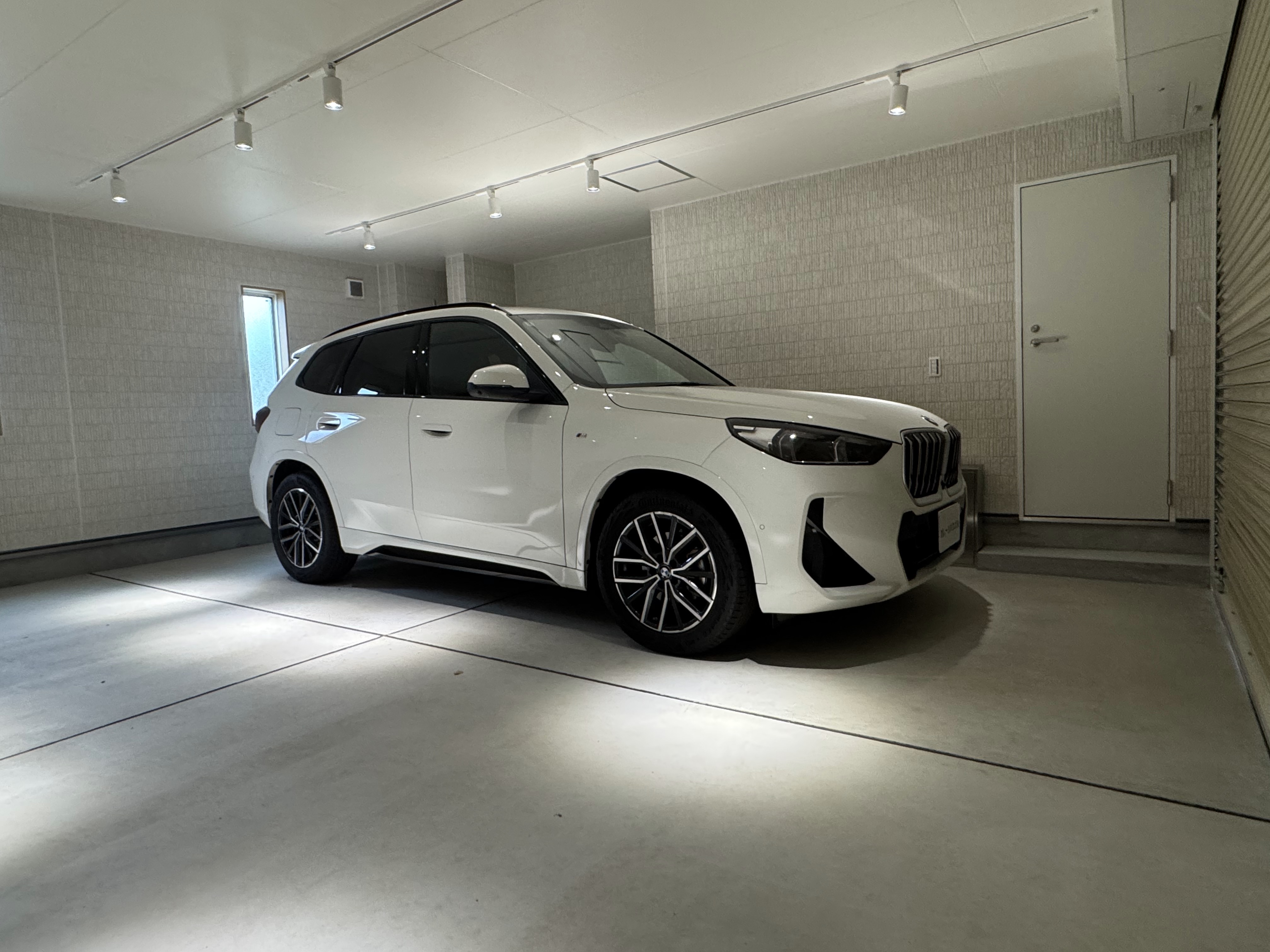 ガレージの奥行はゆとりの6.3ｍ loading=