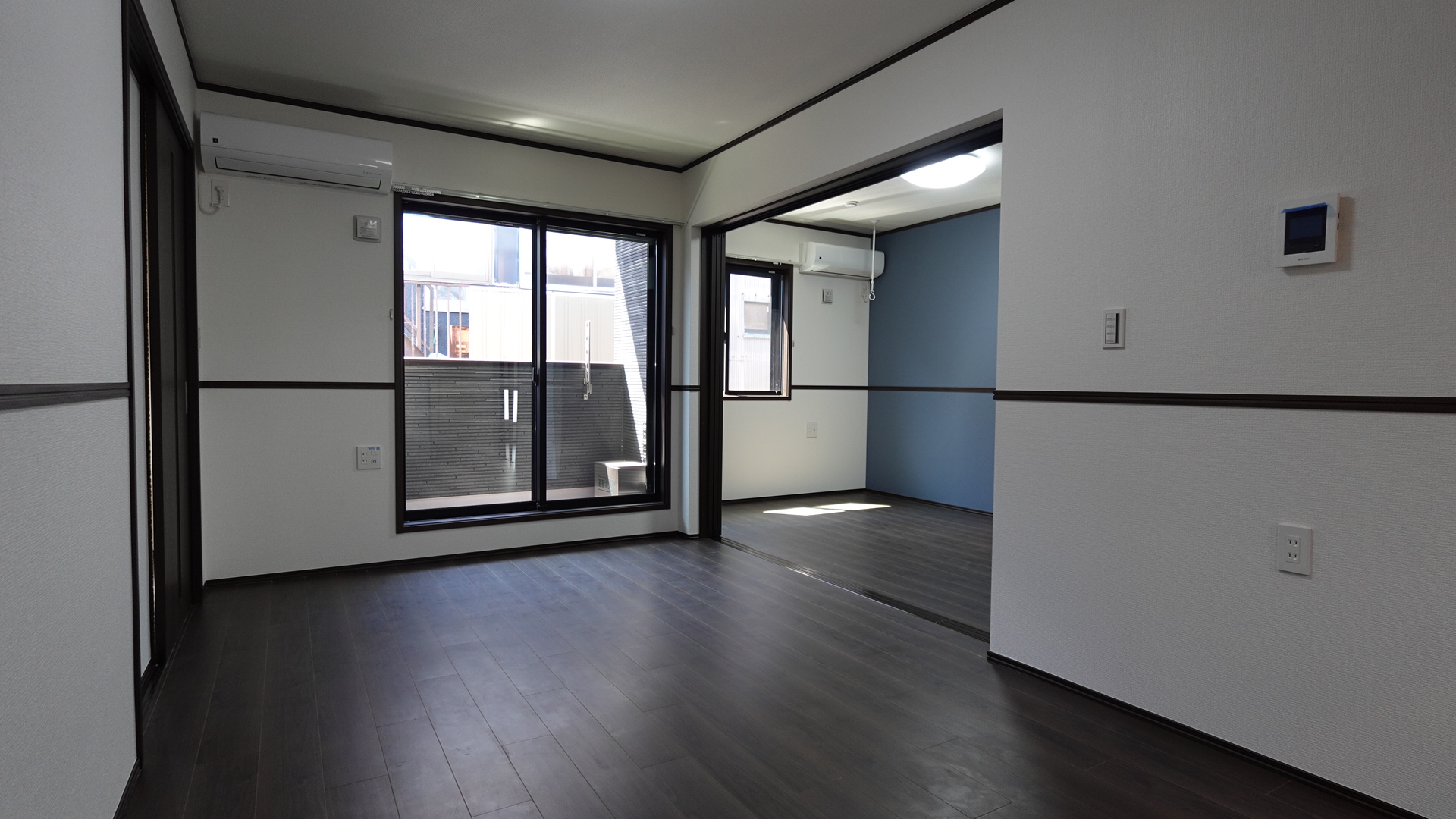 洋室と続き間のLDKは11.7帖の広さ
 loading=