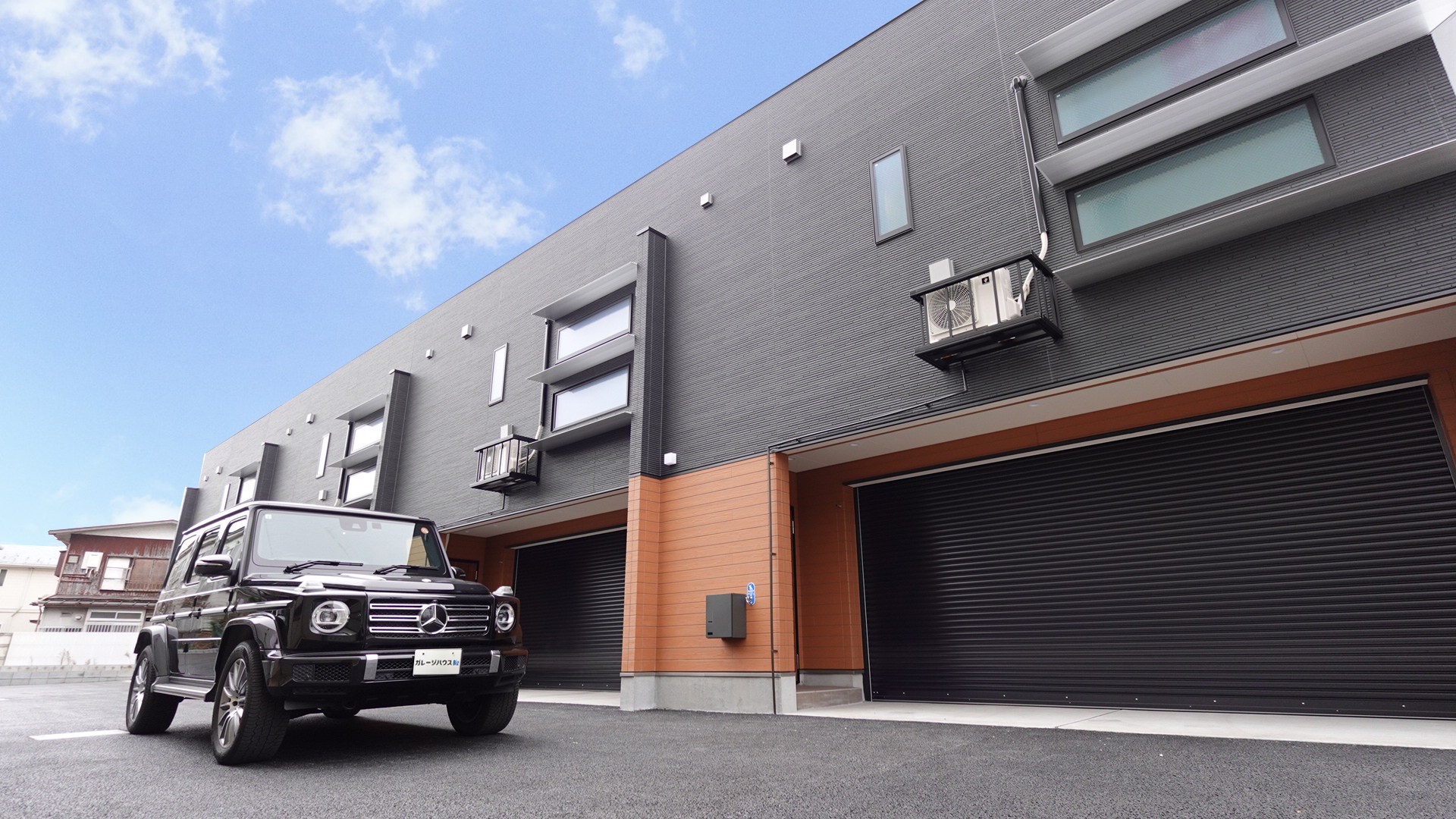 東京都武蔵野市のガレージハウス「bell Courage（ベル クラージュ）の外観③
 loading=