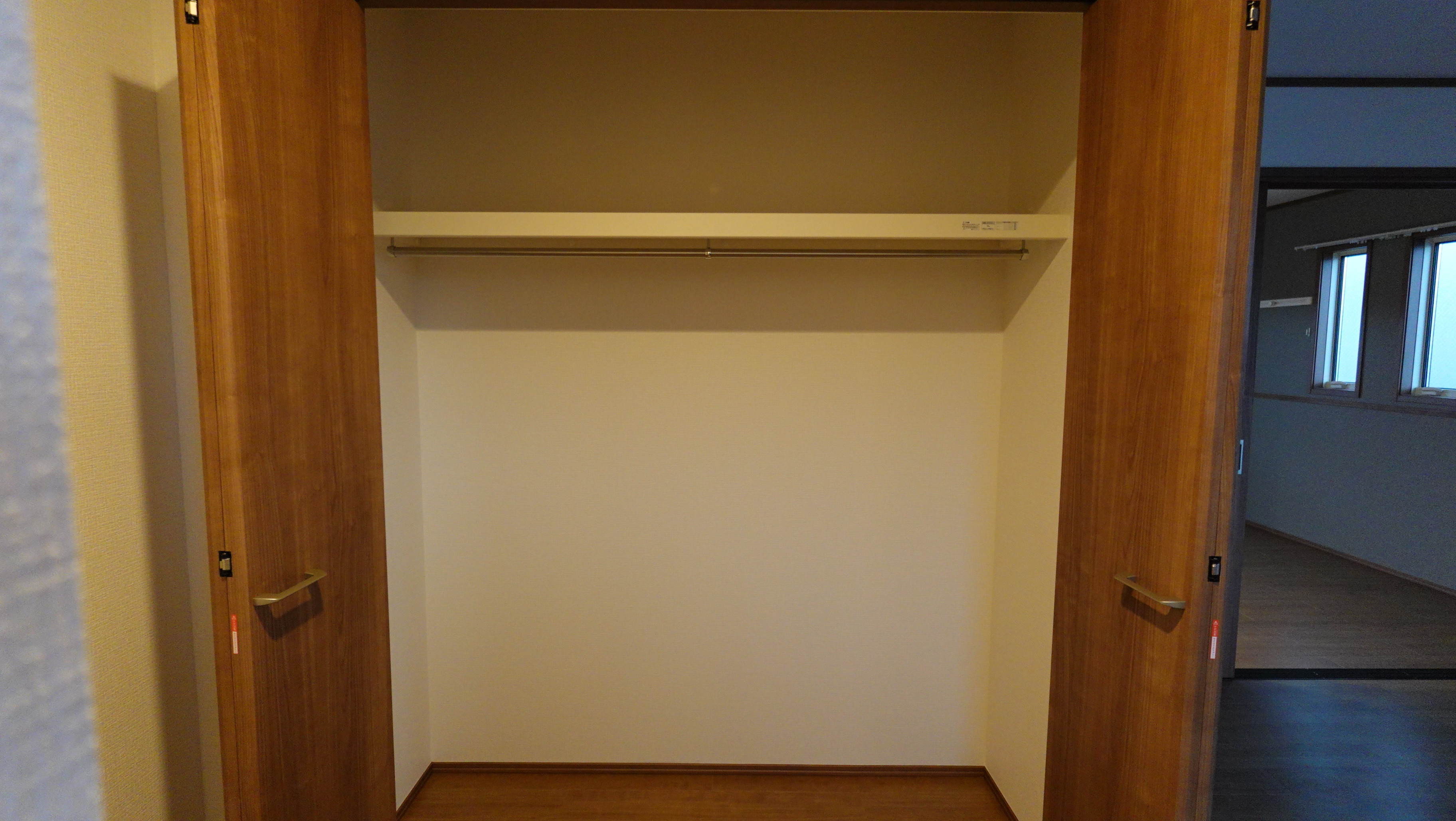 loading=